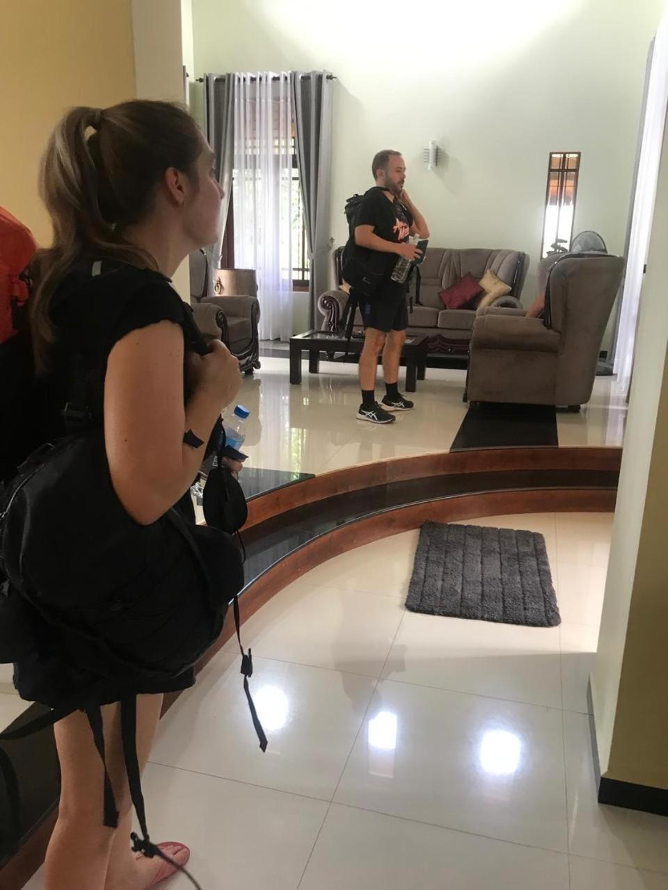 Bigcity Villa - Airport Transit Hotel Катунаяка Экстерьер фото