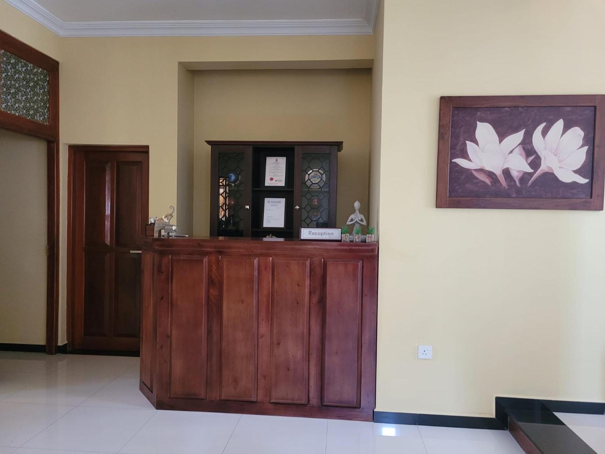 Bigcity Villa - Airport Transit Hotel Катунаяка Экстерьер фото