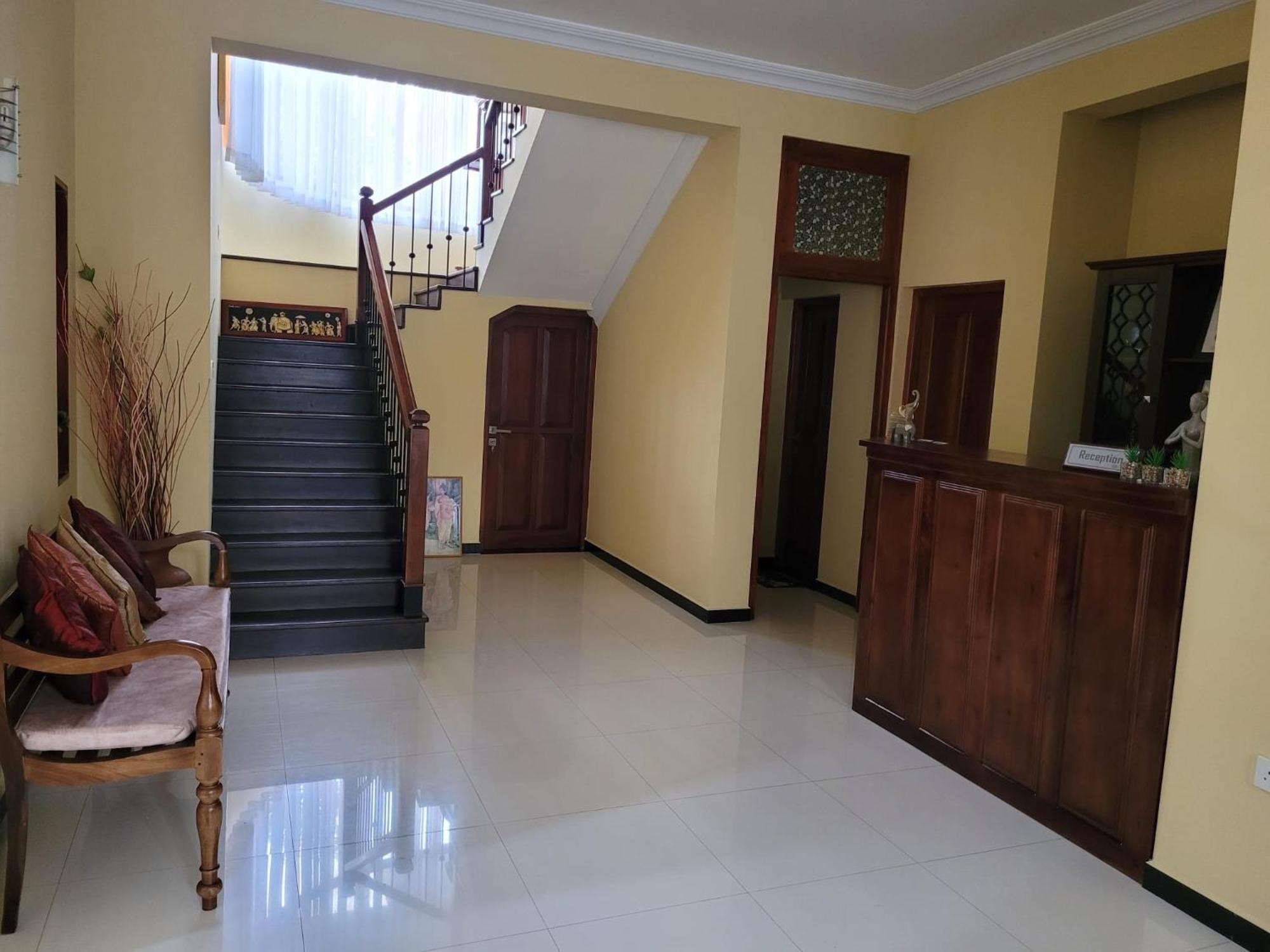 Bigcity Villa - Airport Transit Hotel Катунаяка Экстерьер фото